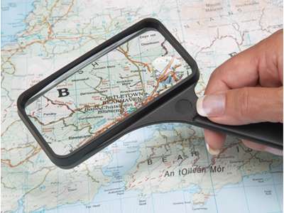 Rectangular Magnifying Reader 