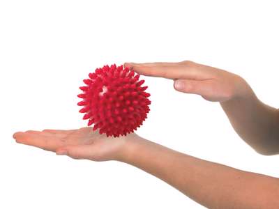 TOGU massagebold Ø 9 cm rød